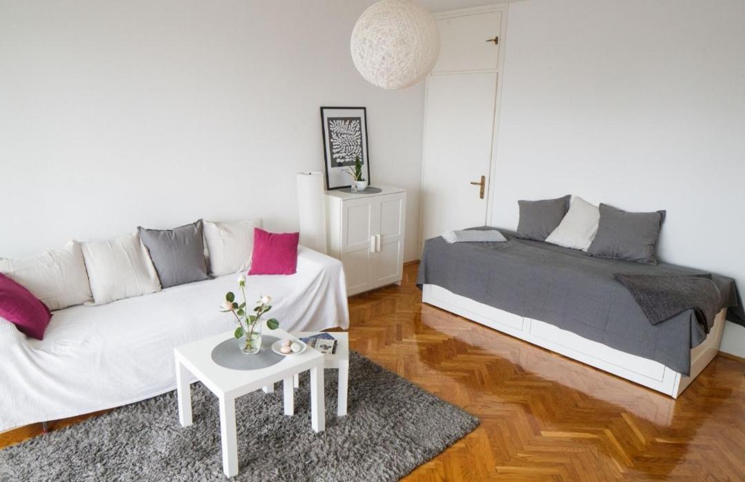 Relax Central Apartment Zagreb Luaran gambar