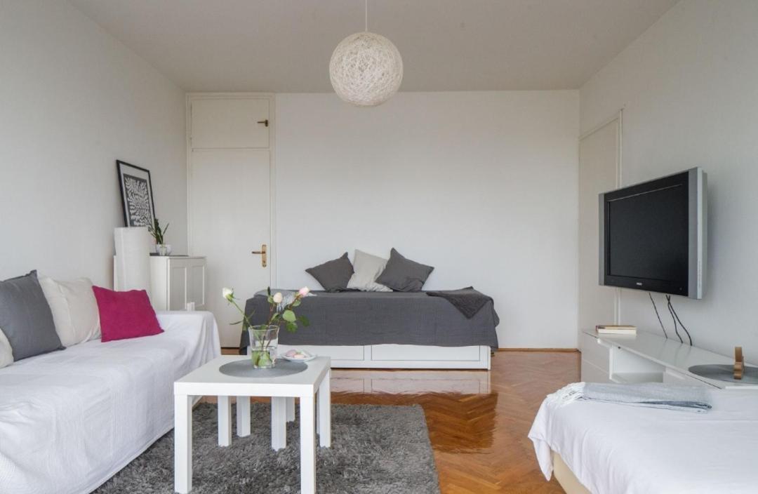 Relax Central Apartment Zagreb Luaran gambar