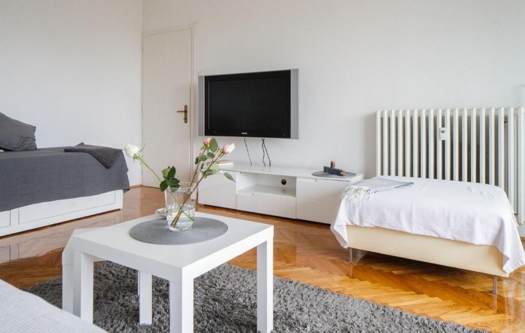 Relax Central Apartment Zagreb Luaran gambar